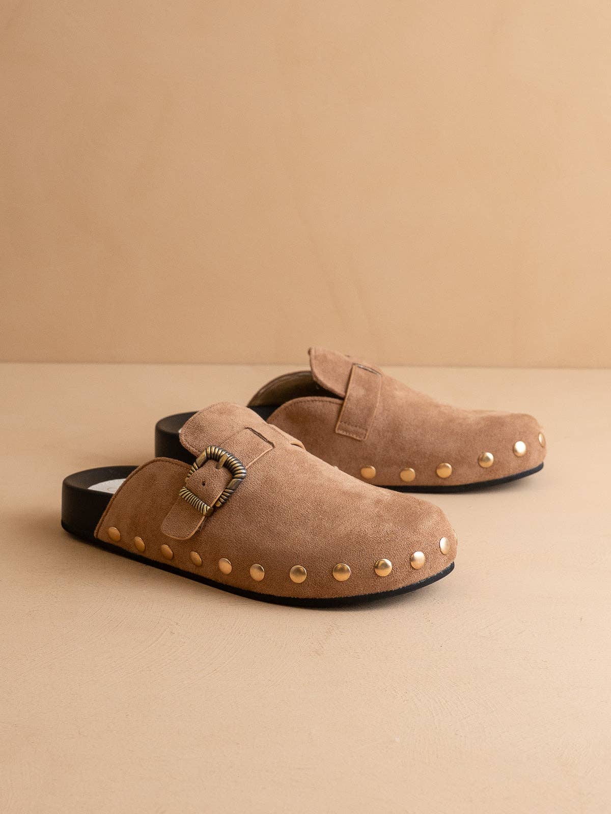 The Toni | Latte Studded Buckle Clog: LATTE / 7.5