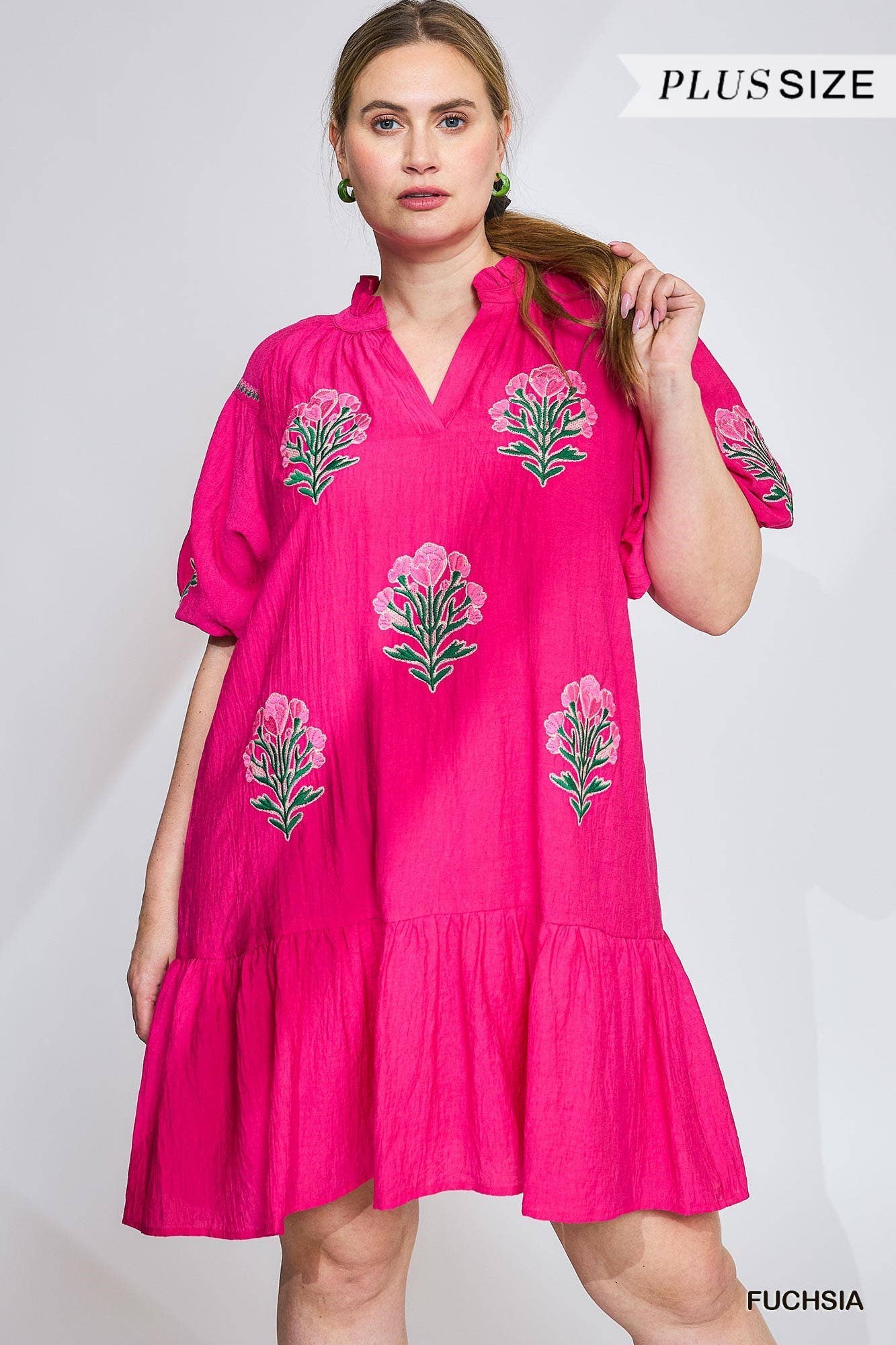 Plus Boho Floral Embroidered Mini Dress: KELLY GREEN / 1-1-1(XL-1XL-2XL)