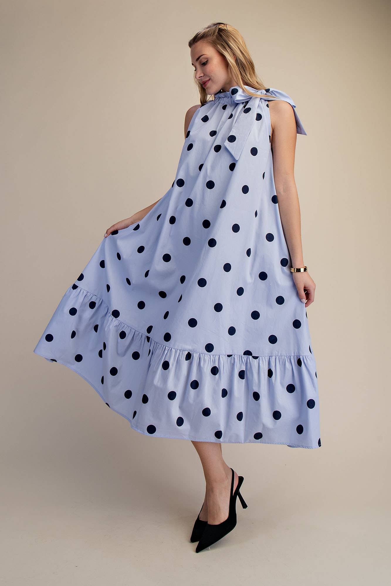 Ruffle Neck Tie Sleeveless Polka Dot Midi Dress: Blue / L