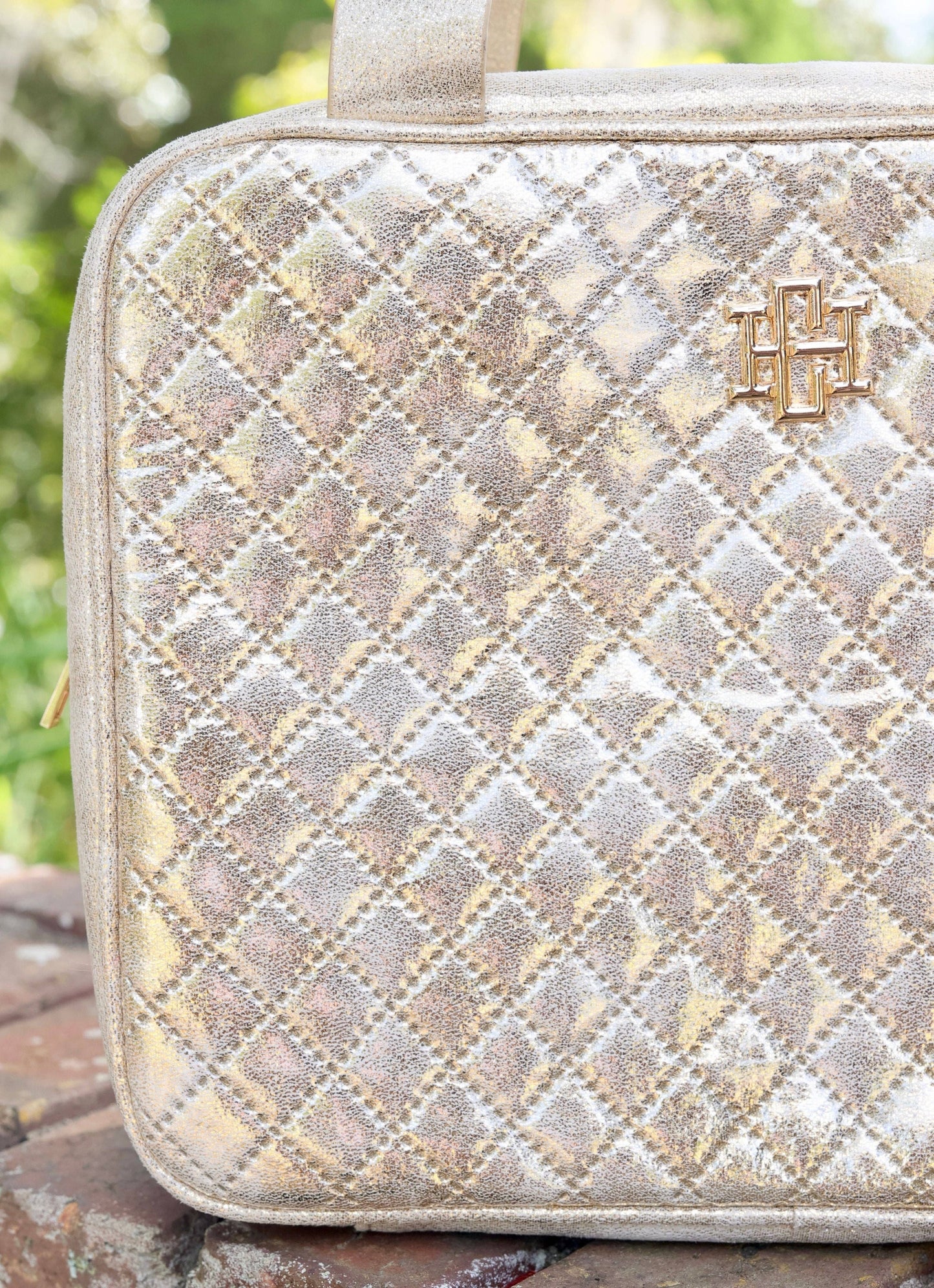 Punta Cana Large Case Champagne Pop: Default