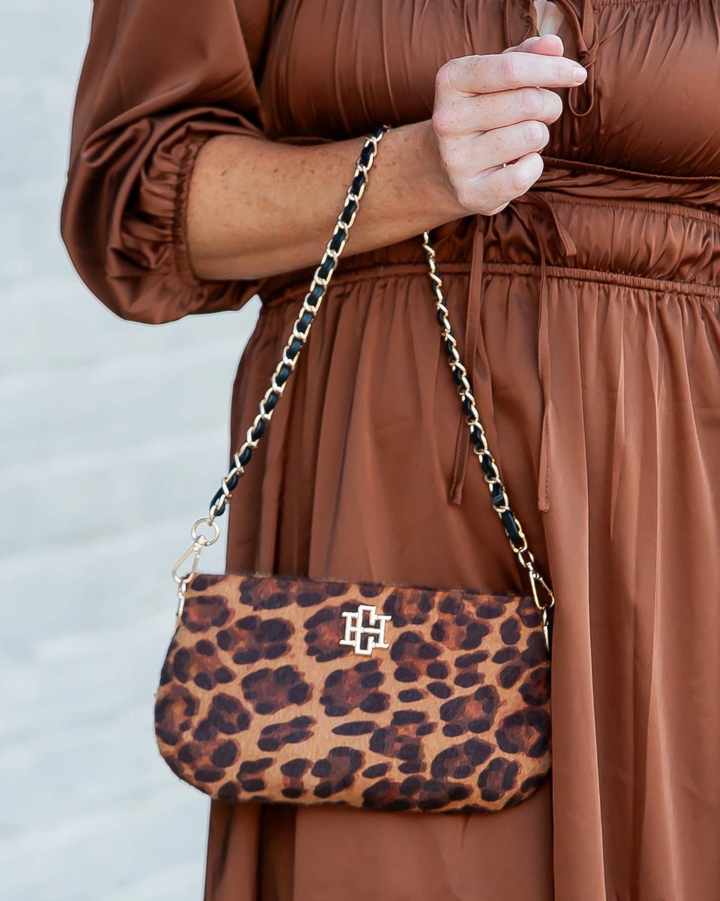 Livi Crossbody Spotted Saddle: Default