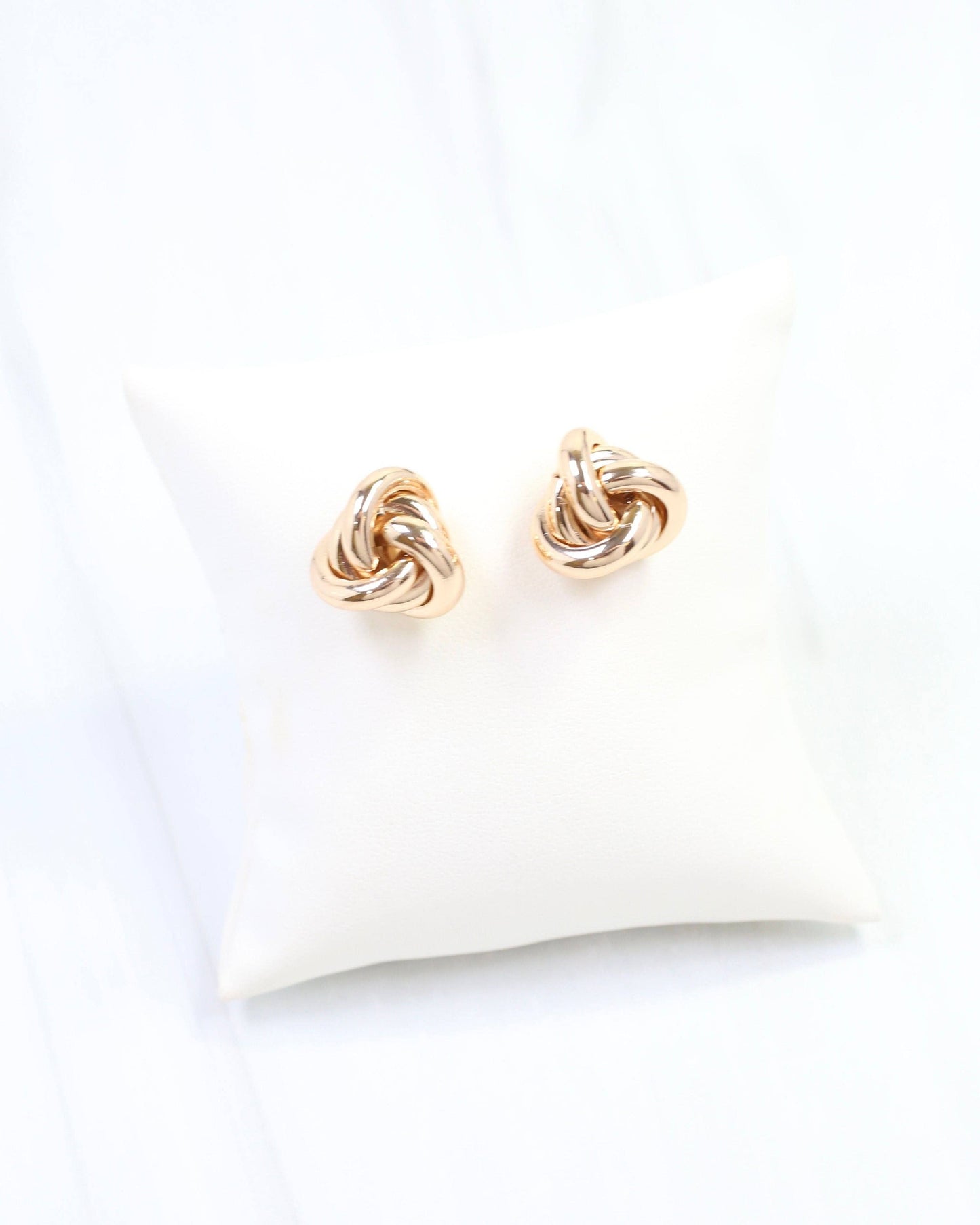 Clarissa Forget Me Knot Earring Gold: Default