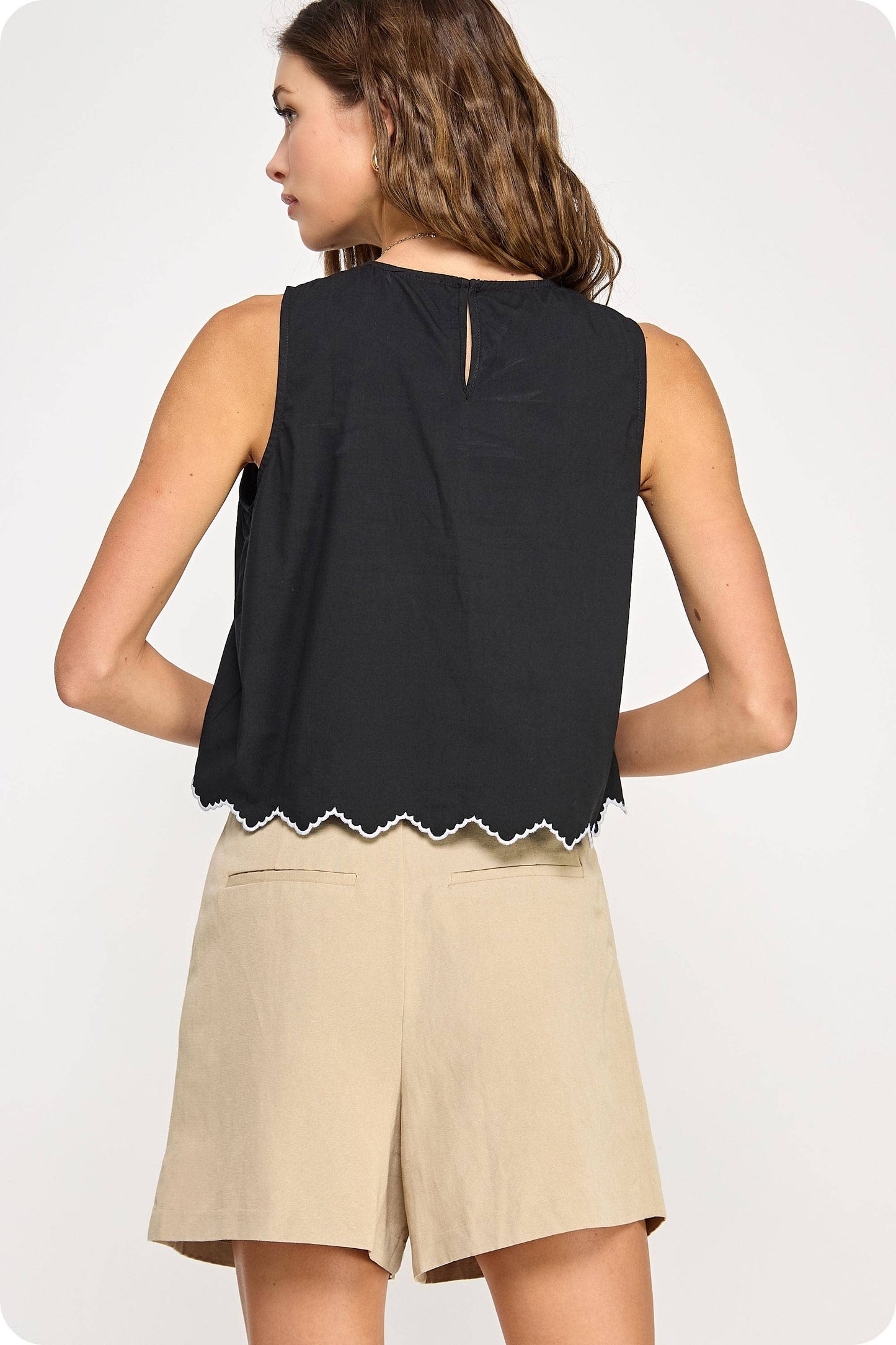 Floral Embroidery Sleeveless Top: Off White / S