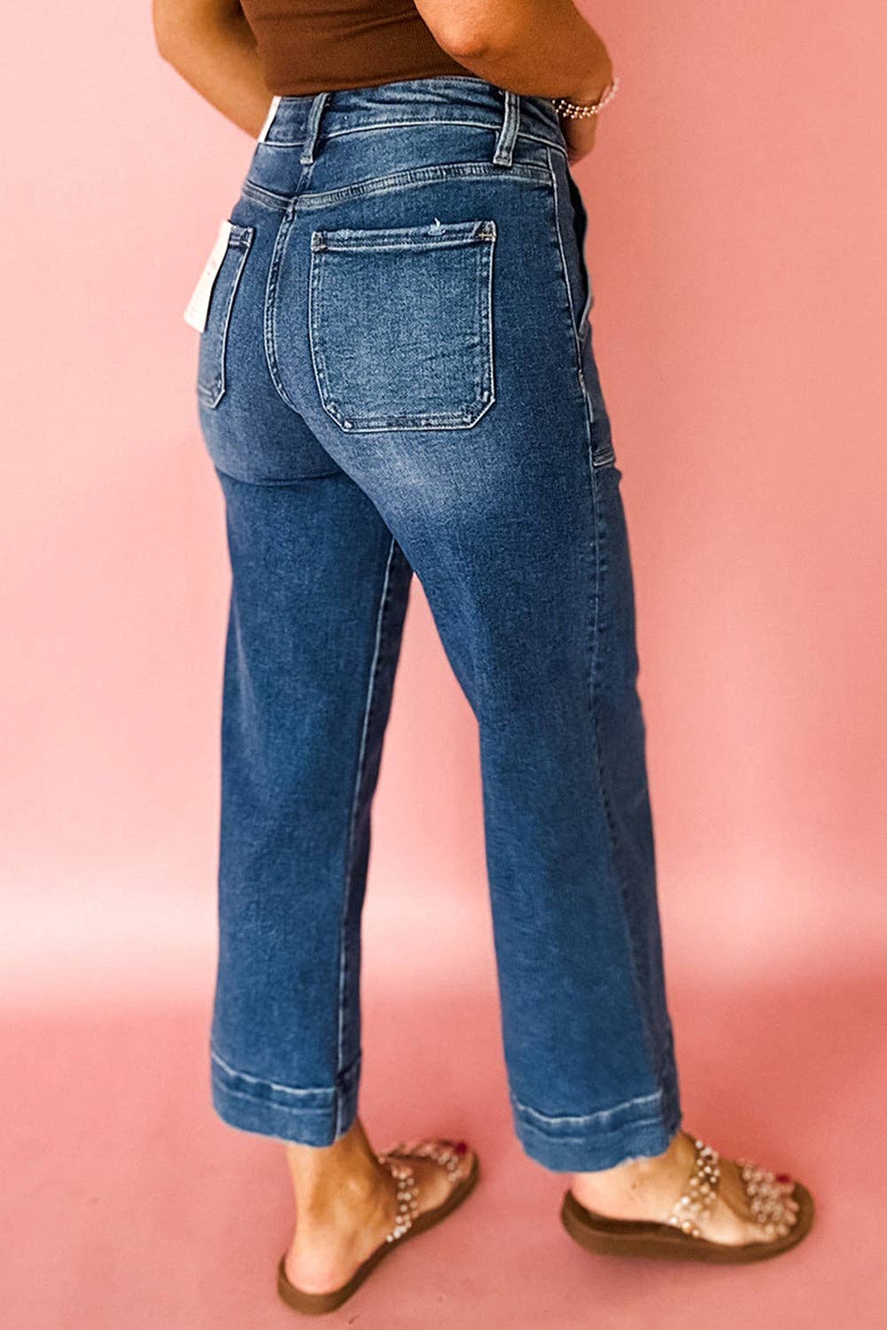 Ashleigh Blue Cropped High Rise Wide Leg Jeans: Ashleigh Blue / 72%Cotton+26%Polyester+2%Elastane / 6