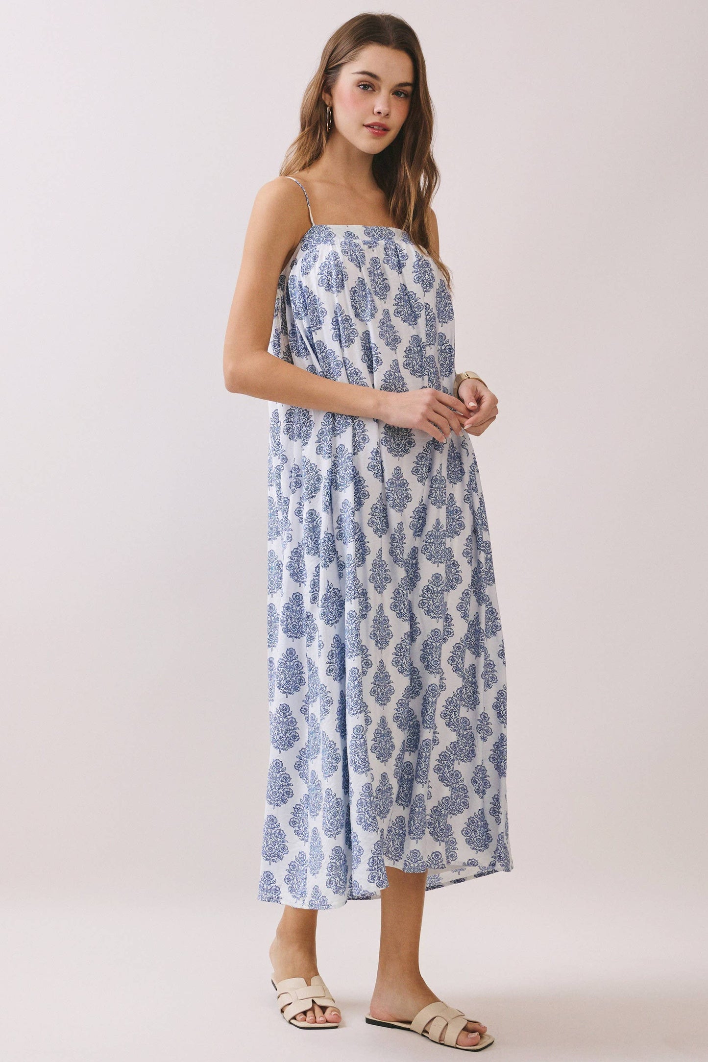 CD06741-Printed Flowy Silhouette Side Pockets Maxi Dress: Blue / M