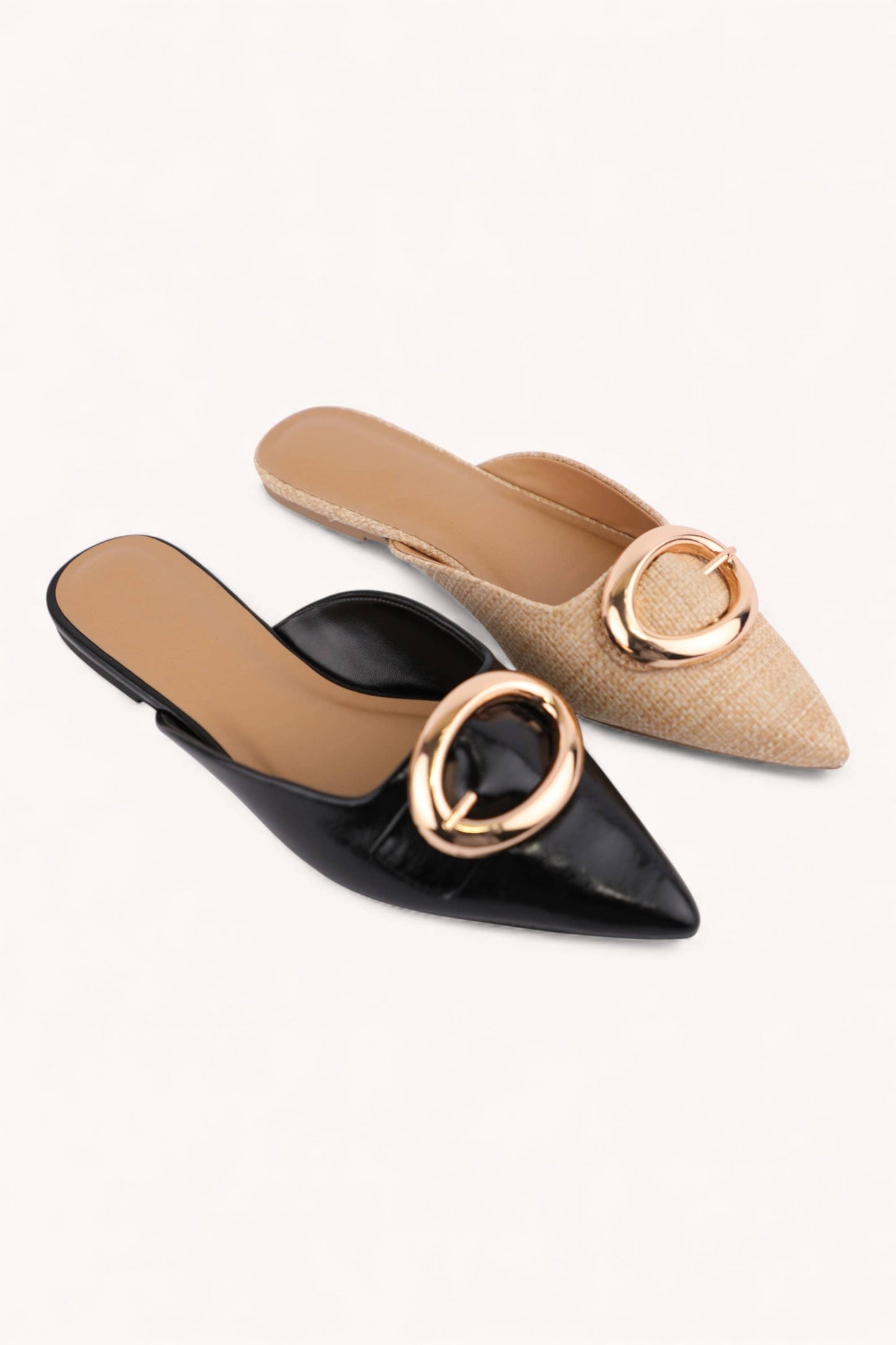 JAMIE-C MODERN WARDROBE GOLD BUCKLE POINTED TOE MULES: NATURAL RAFFIA / B18