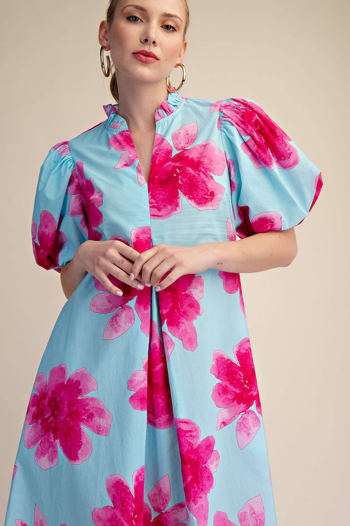Ruffle V-Neck Puff Sleeve Waist Pleated Midi Dress: Sky / S
