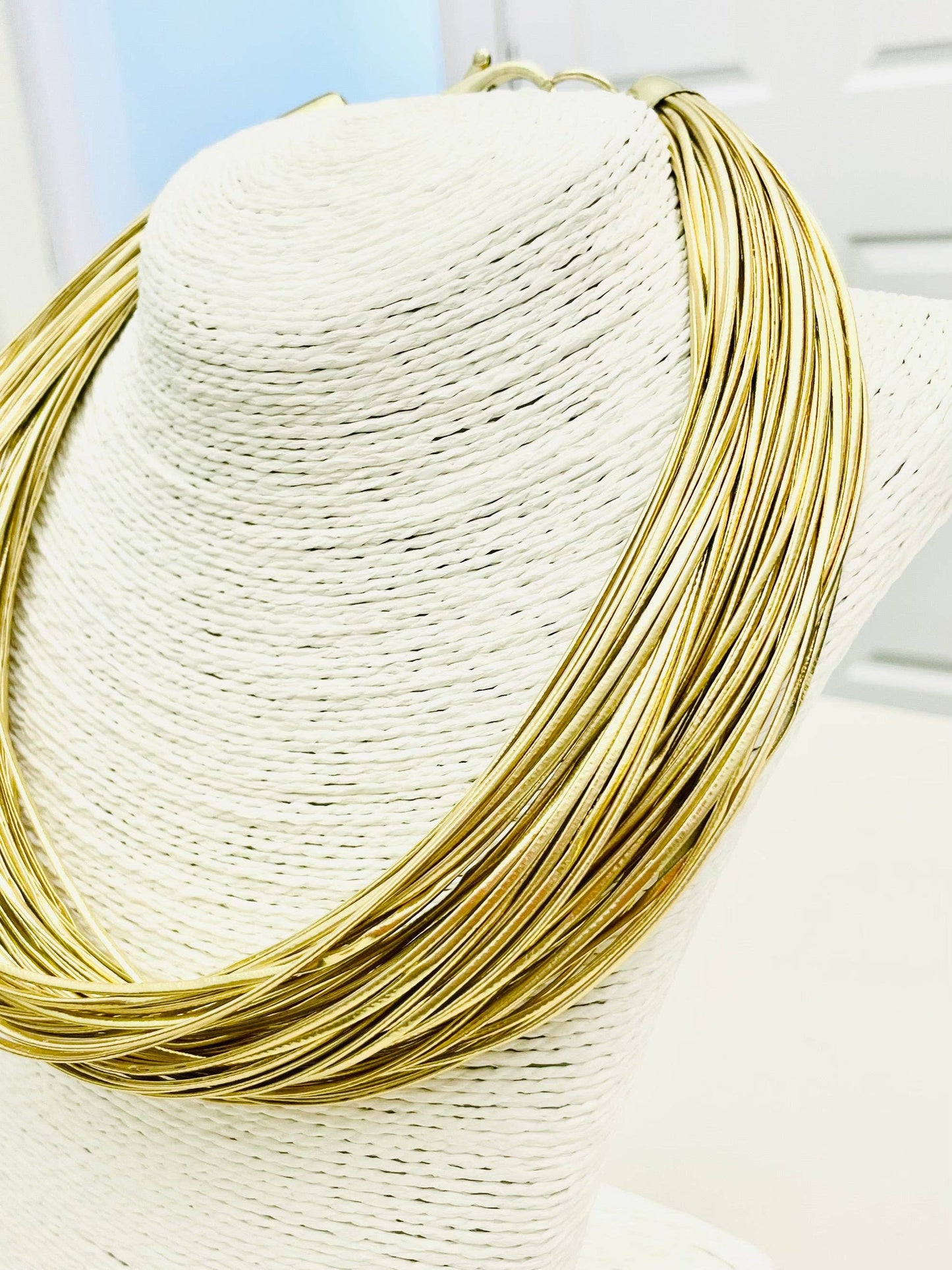 CHIC - Leatherette  Strand (gold) NK610
