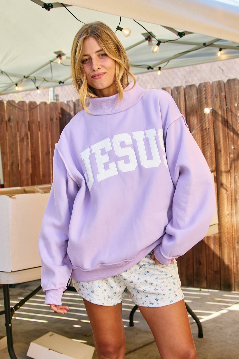 IT2594E-JESUS  'JESUS' Embroidered Mock Neck Sweatshirt : LAVENDER / S/M-L/XL (3-3)