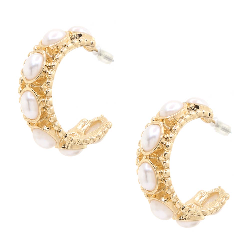 PEARL TEXTURED METAL C HOOP EARRING, ER 5893: GD