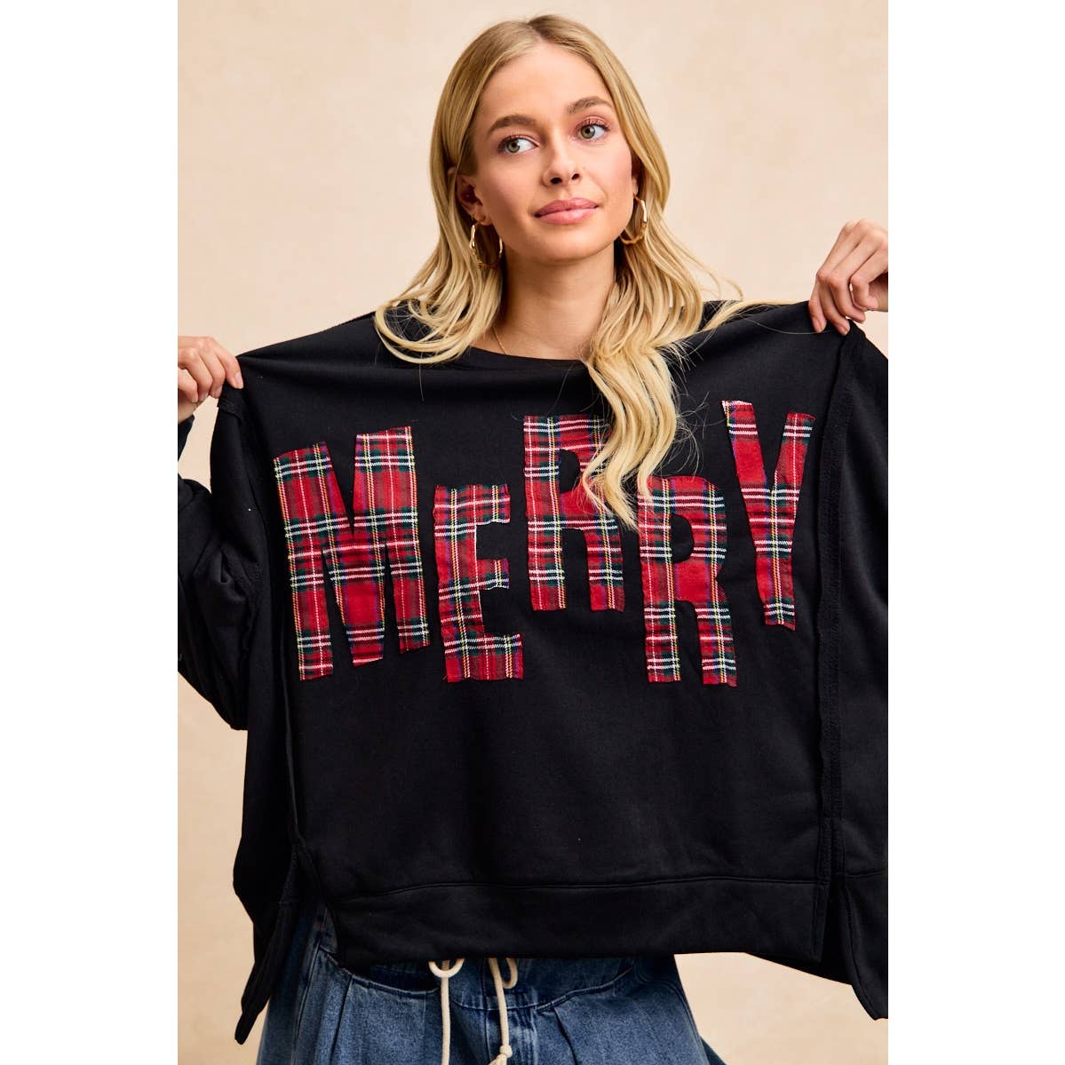 CHRISTMAS PLAID MERRY LETTERING FLEECE SWEATSHIRT: WHITE/RED PLAID / L
