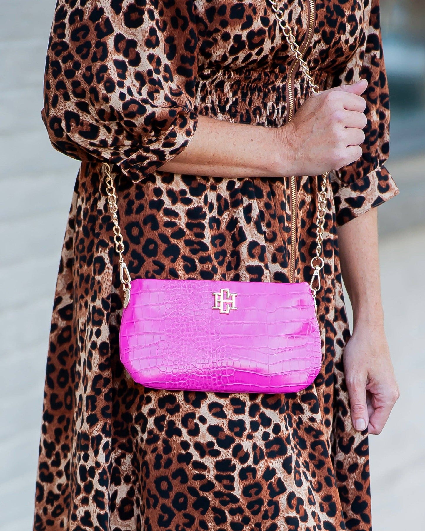 Livi Crossbody Hot Pink EC: Default