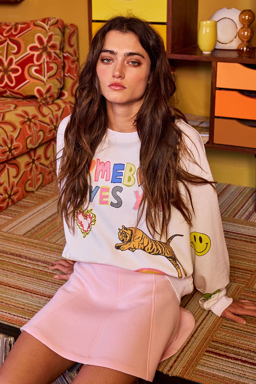 IT2537 'Somebody Loves You' Graphic Sweatshirts: NAVY / S-M-L (2-2-2)