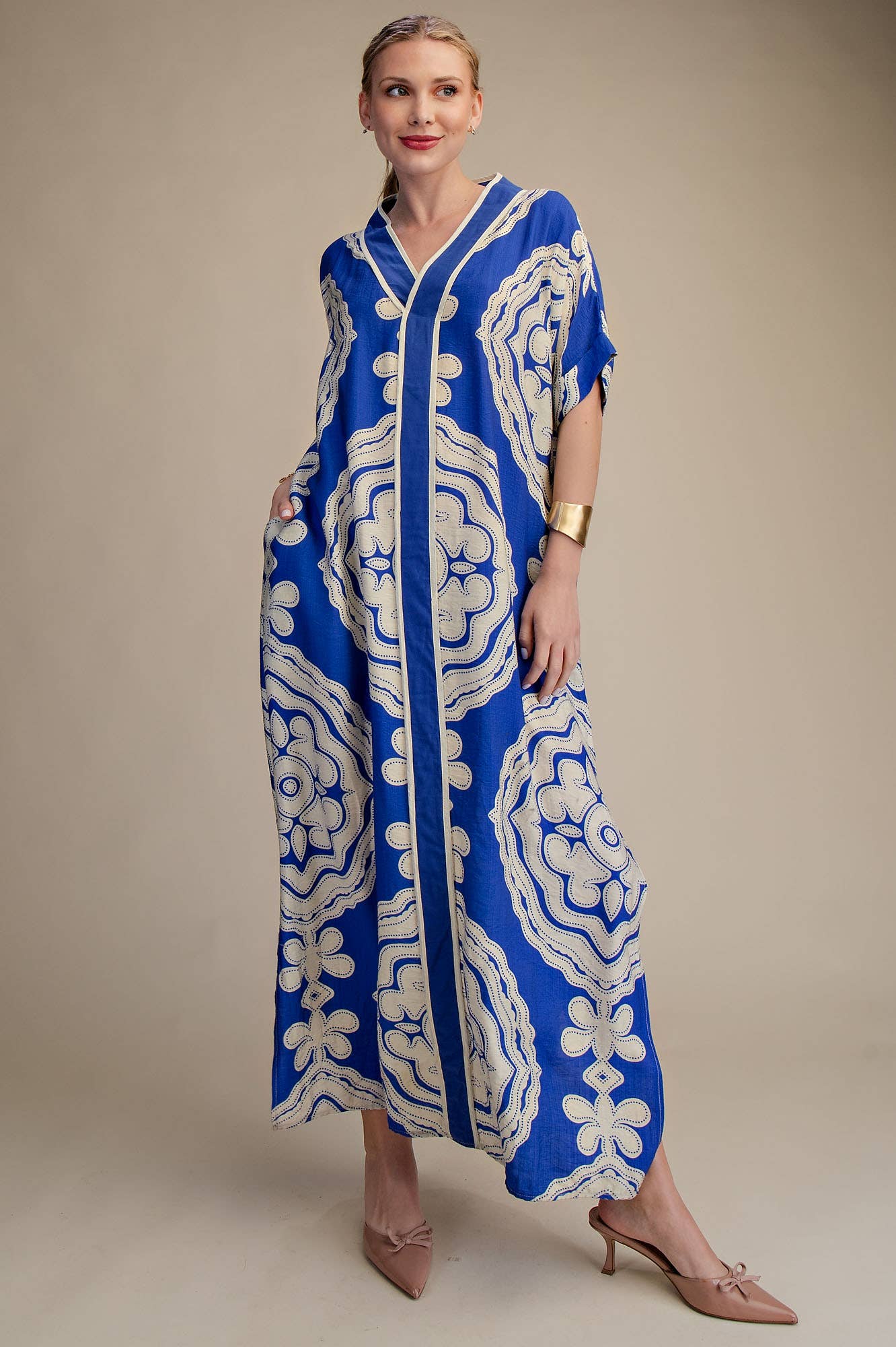 V-Neck Short Sleeve Maxi Print Dress: Blue / M