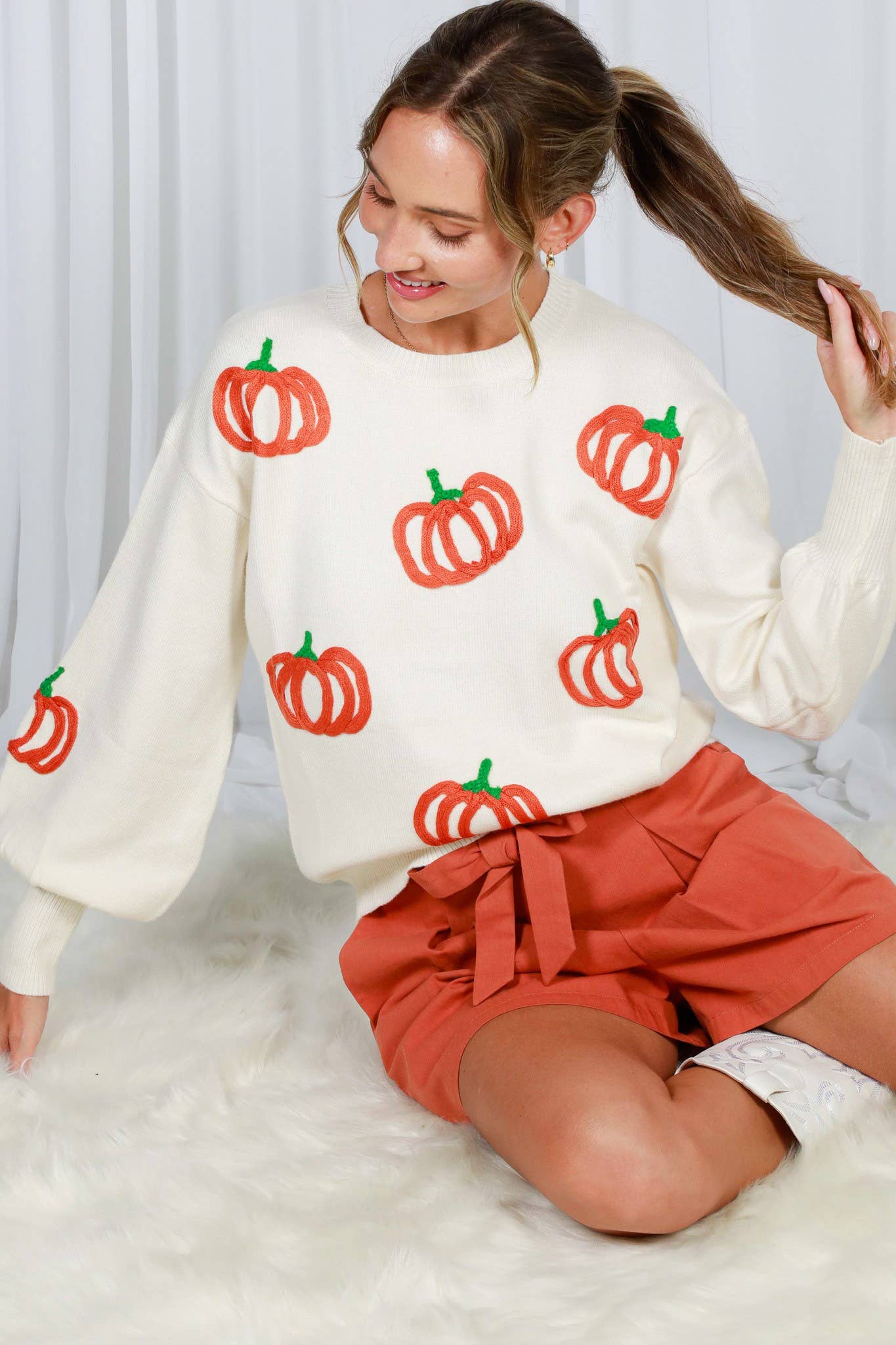 Pumpkin Embroidered Crew Neck Knitted Sweater Top VT82559: Cream / S